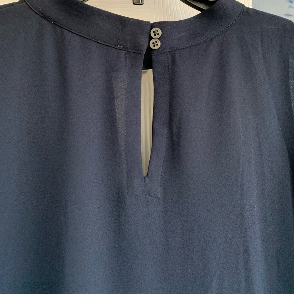 NWT LOFT High-Neck Keyhole Sleeveless Blouse - Picture 3 of 5
